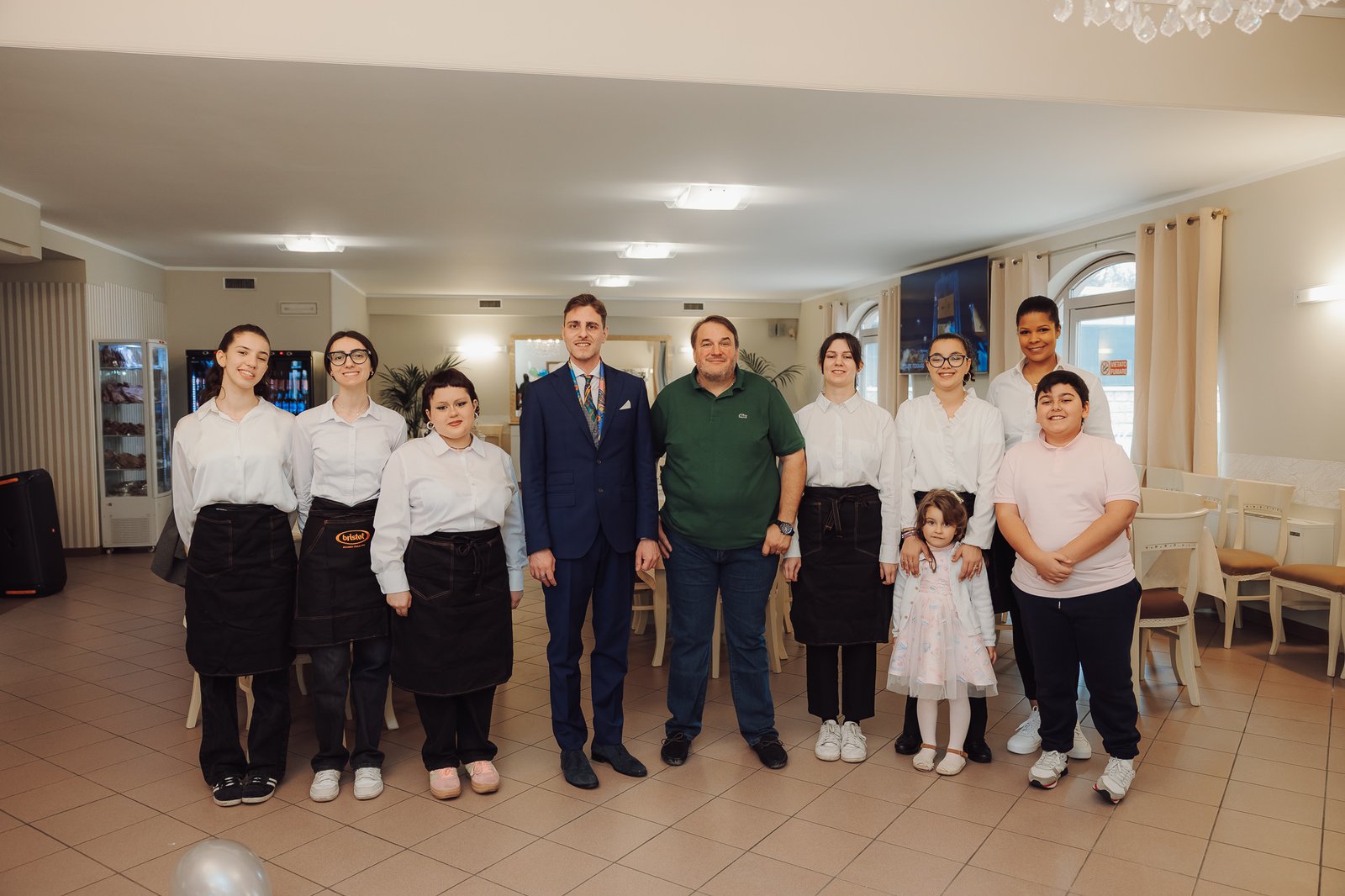 La famiglia e lo staff di Fino Tratto